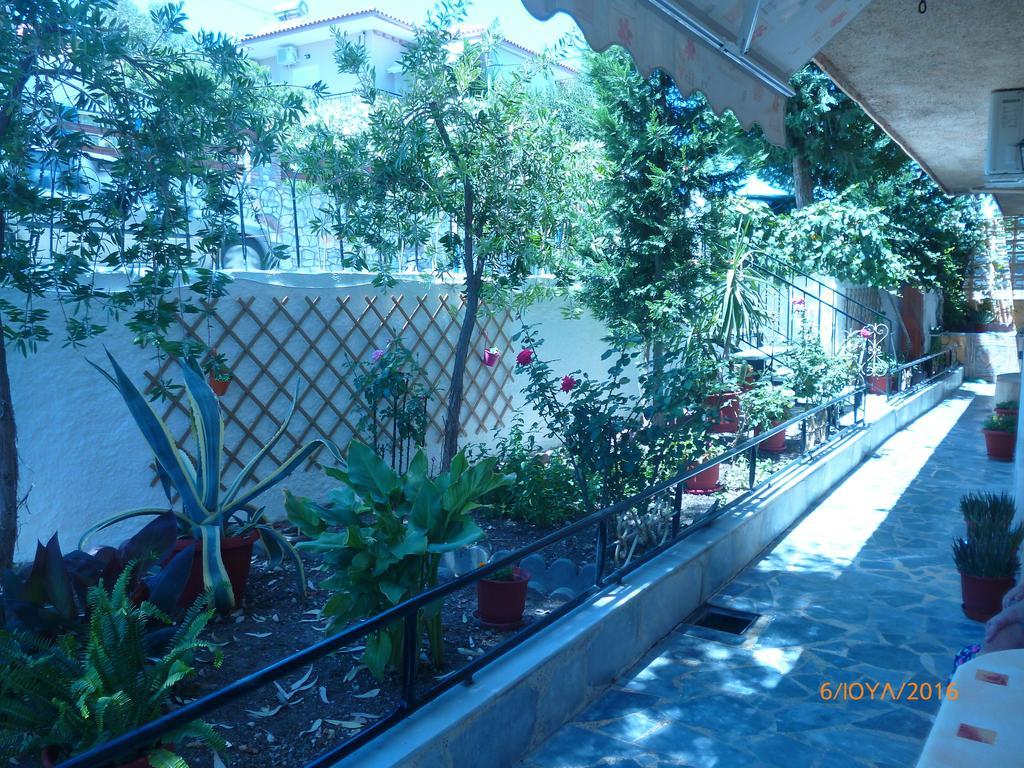 Golden Sun Rooms Pyrgi Thermis Exterior photo